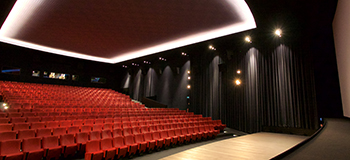 Black drapes surrounding Cinema Gran Rex
