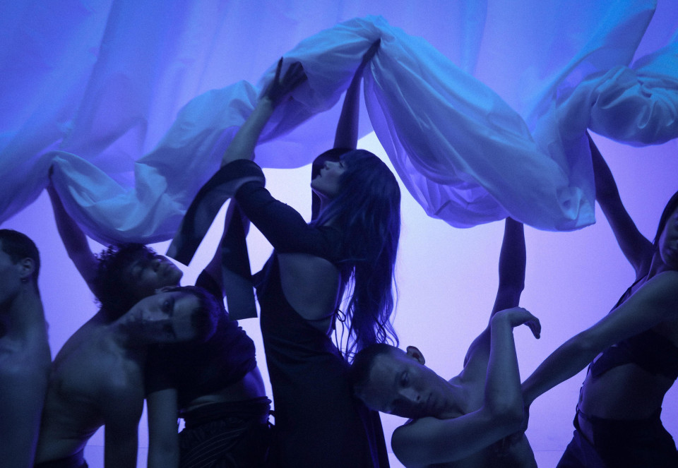 Purple backlit backdrop to dress up the Hiroshima videoclip